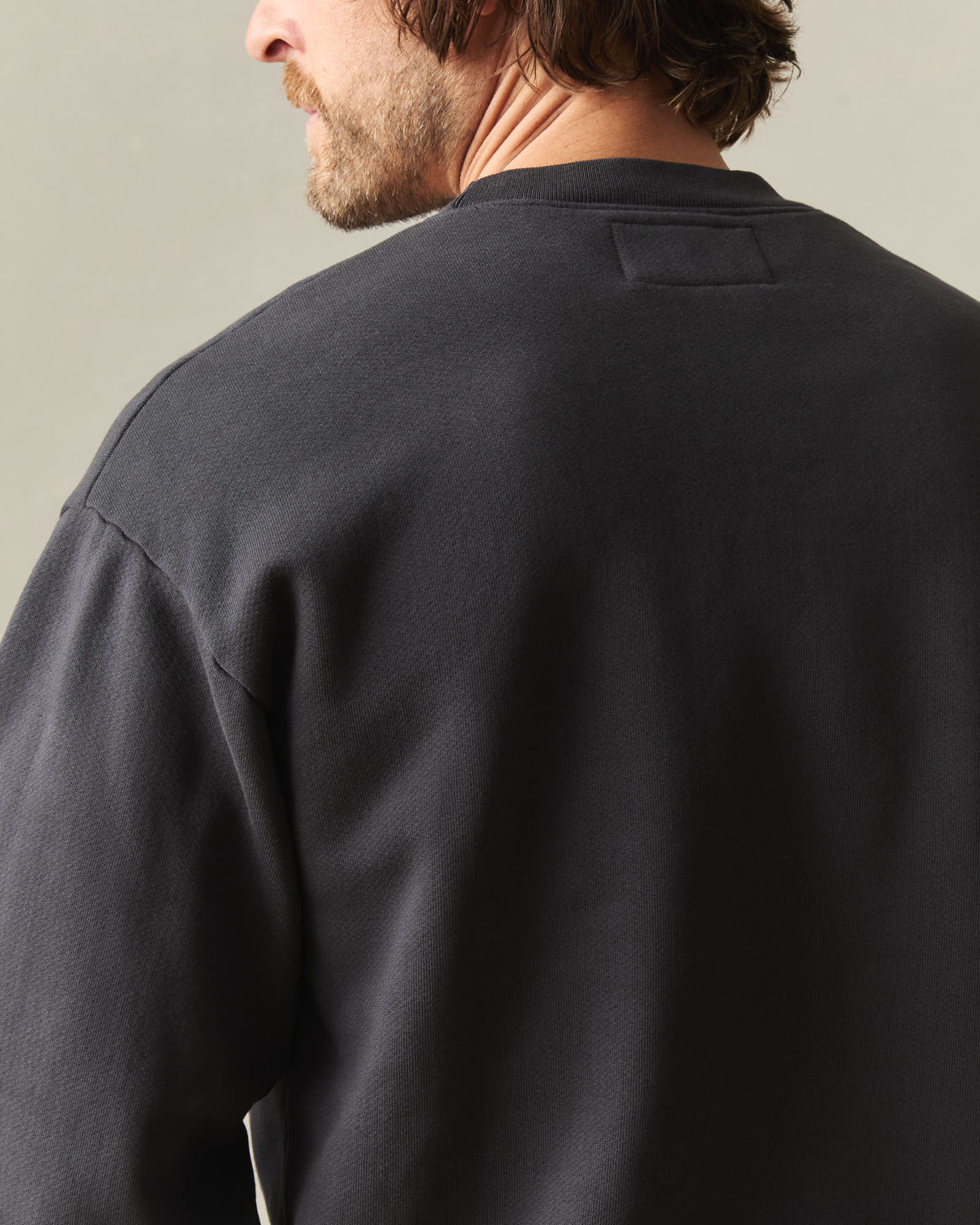 Unisex American Vintage Crew Sweatshirt - Washed Black - Image 7