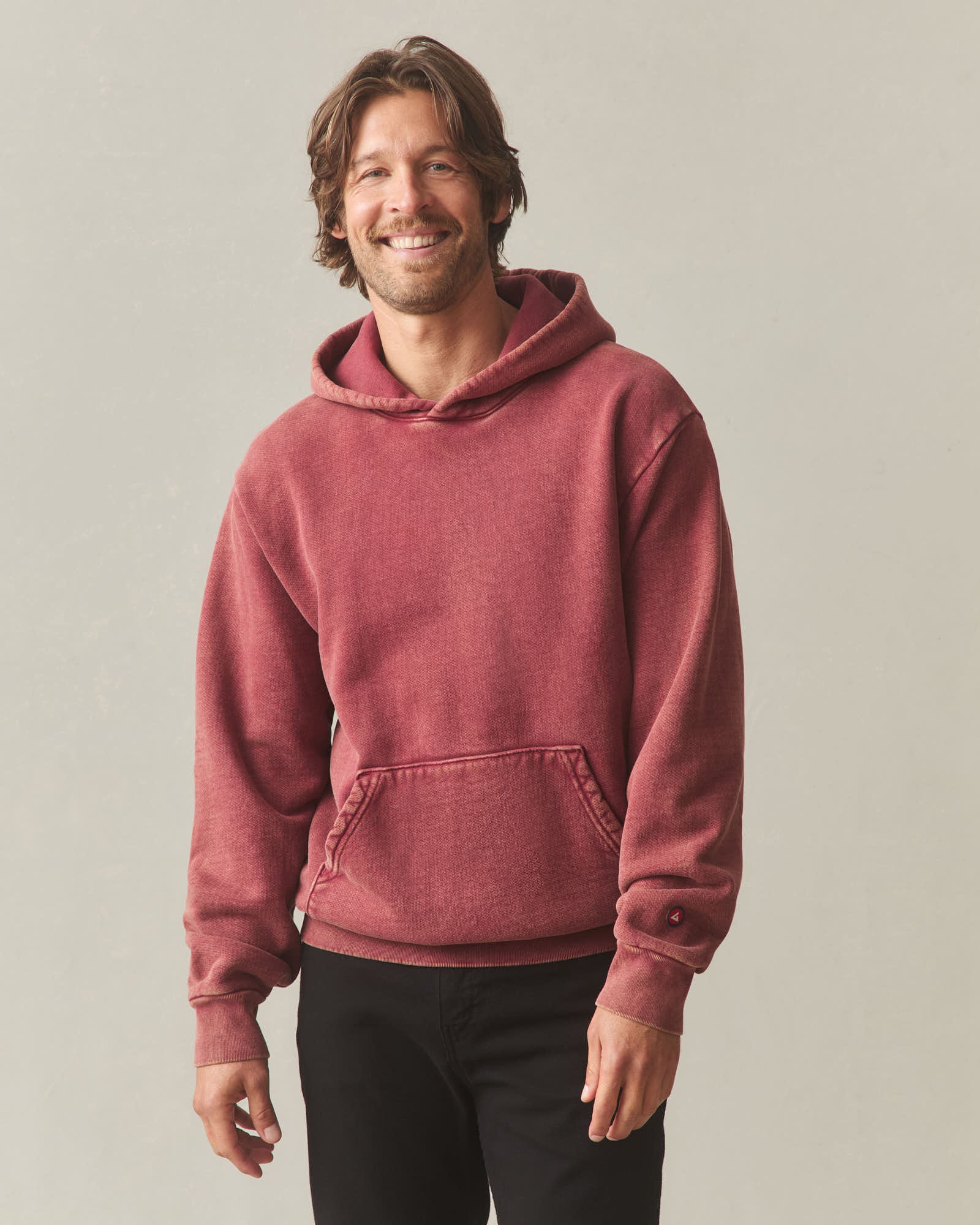 Unisex American Vintage Pullover - Mineral Wash Pomegranate - Image 2