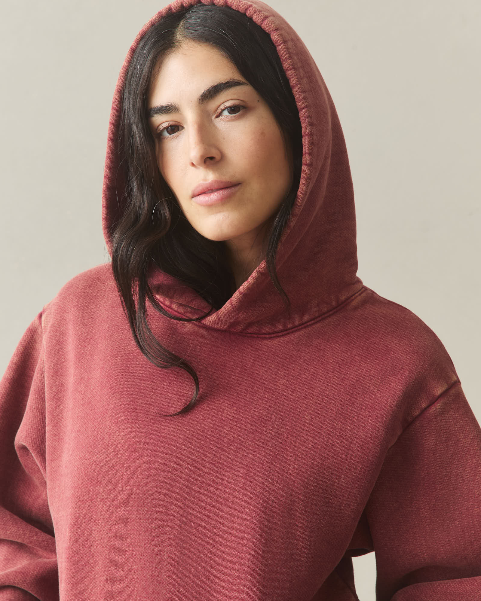 Unisex American Vintage Pullover - Mineral Wash Pomegranate - Image 6