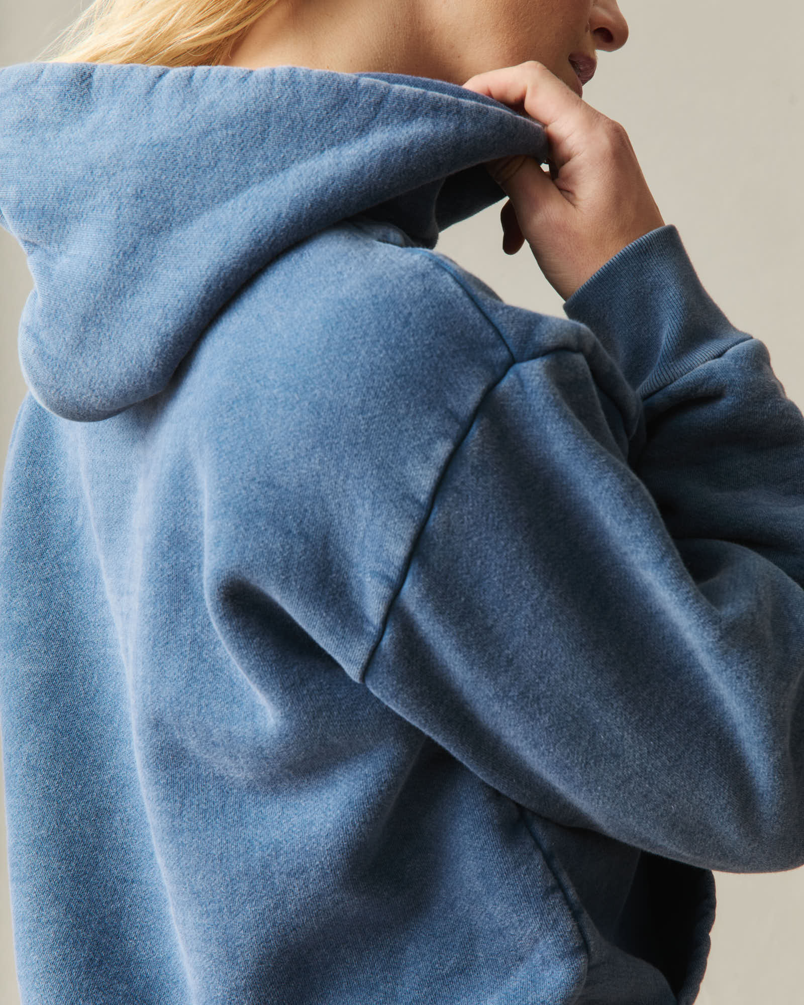 Unisex American Vintage Pullover - Stone Wash Marine Navy - Image 6