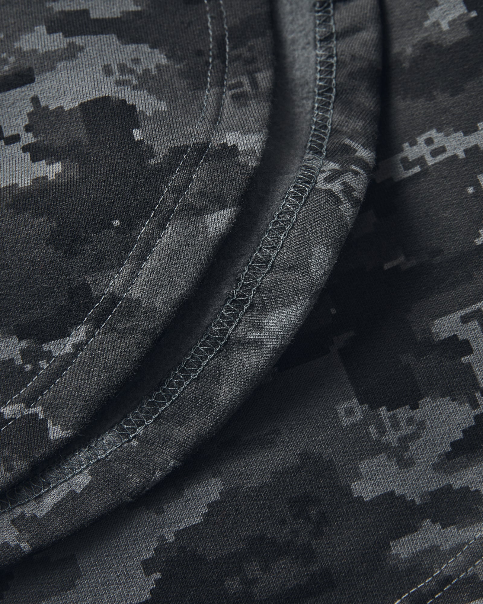 Heavyweight Stadium Blanket - Iron Gate Digital Camo - Image 3