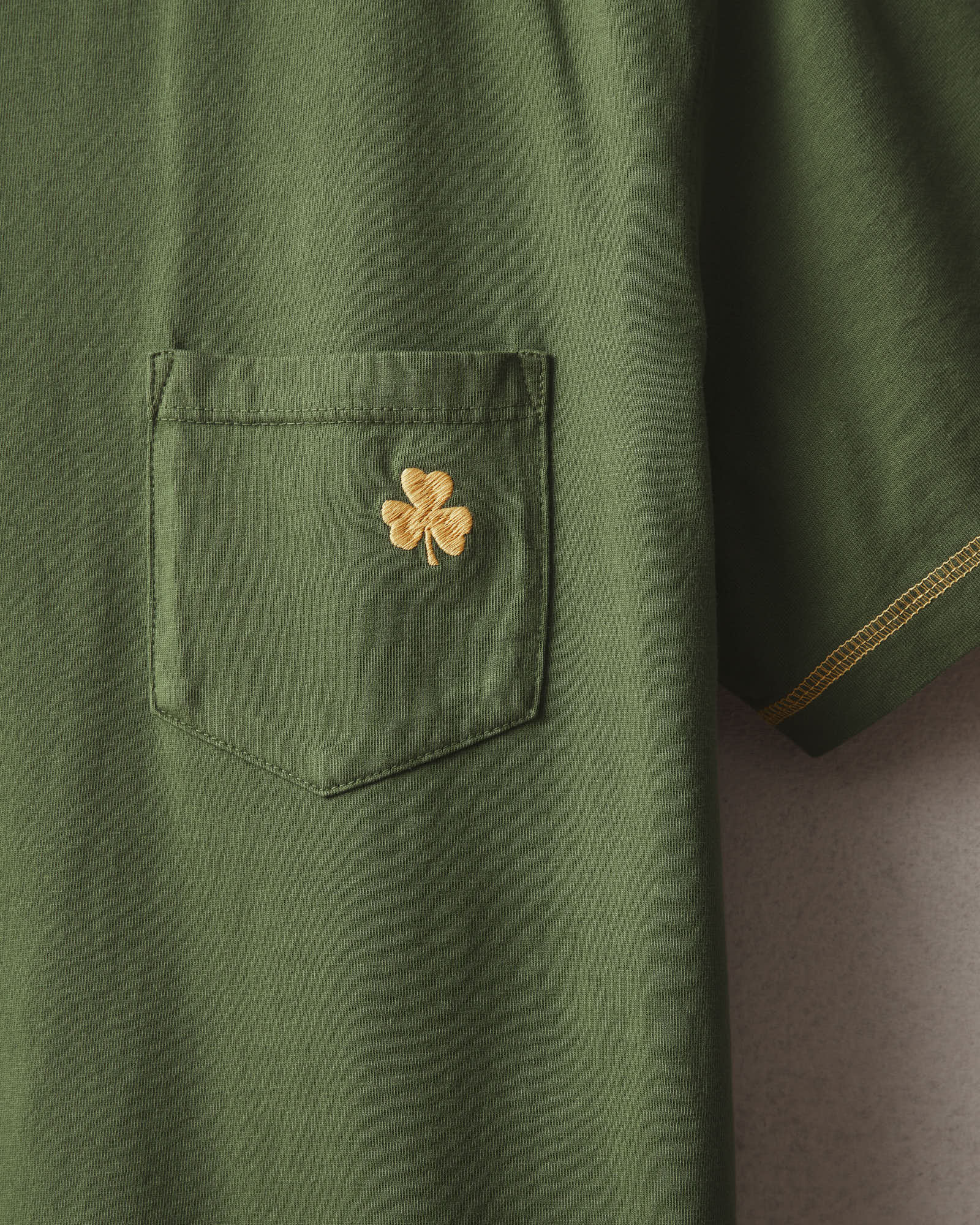 Men's Heavyweight Pocket Tee St. Patrick's Day - Chive - Image 5