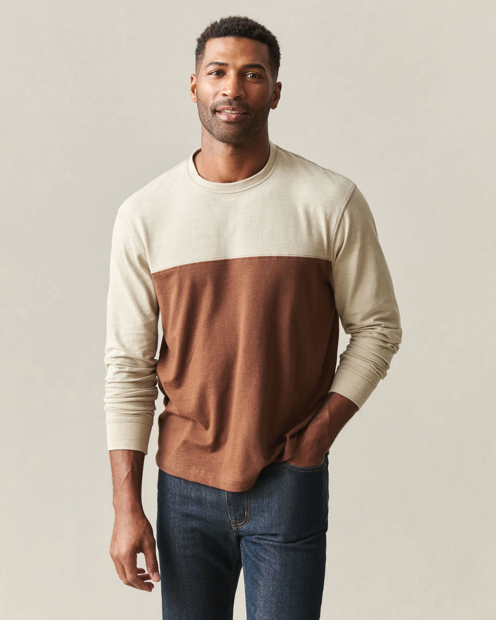 Men's Hemp Colorblock Long Sleeve Tee - Feather Grey Tiramisu - Image 2