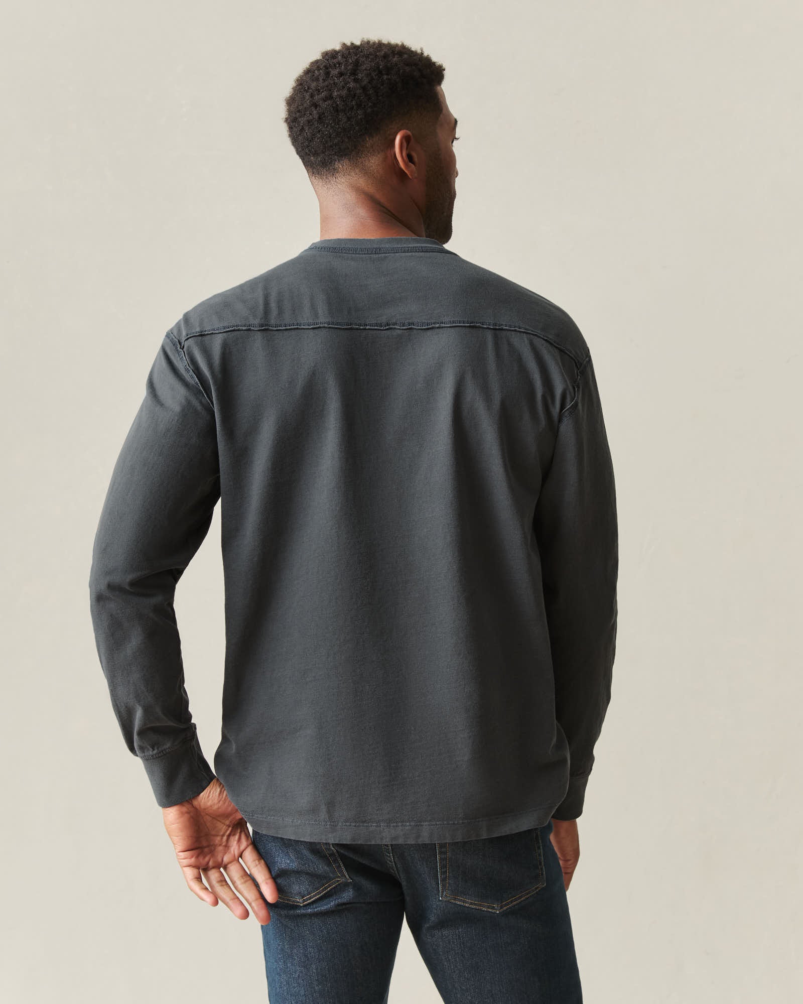 Men's Midweight Long Sleeve Tee - Black - Image 3