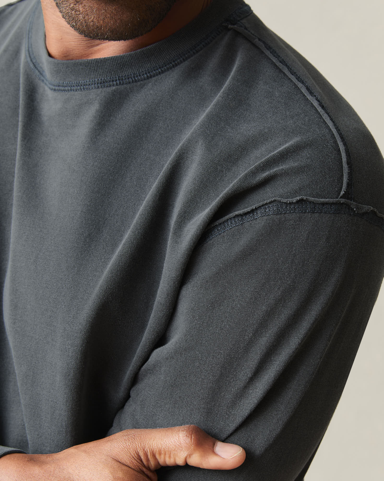 Men's Midweight Long Sleeve Tee - Black - Image 5