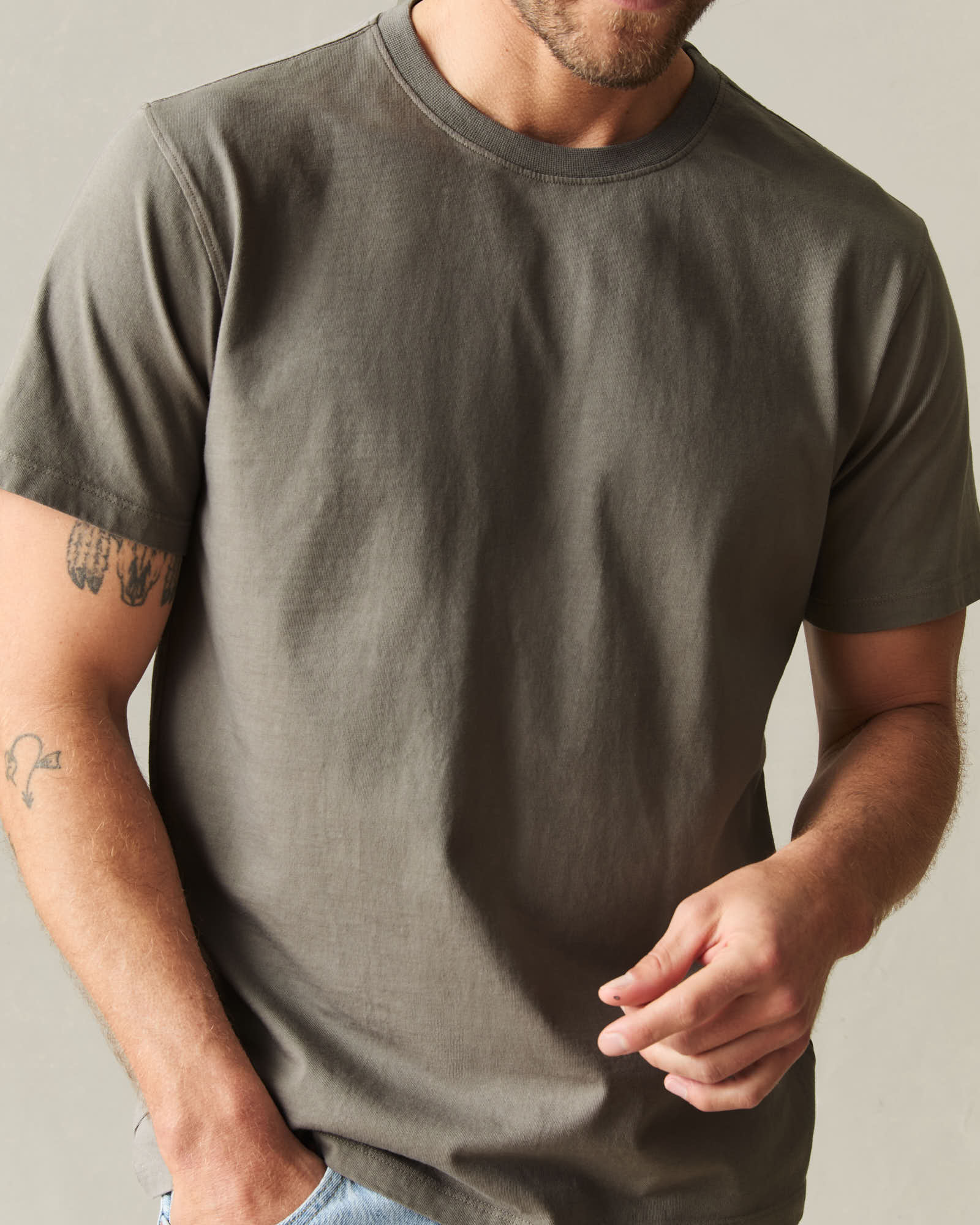 Men's Midweight Tee - Sea Turtle - Image 3
