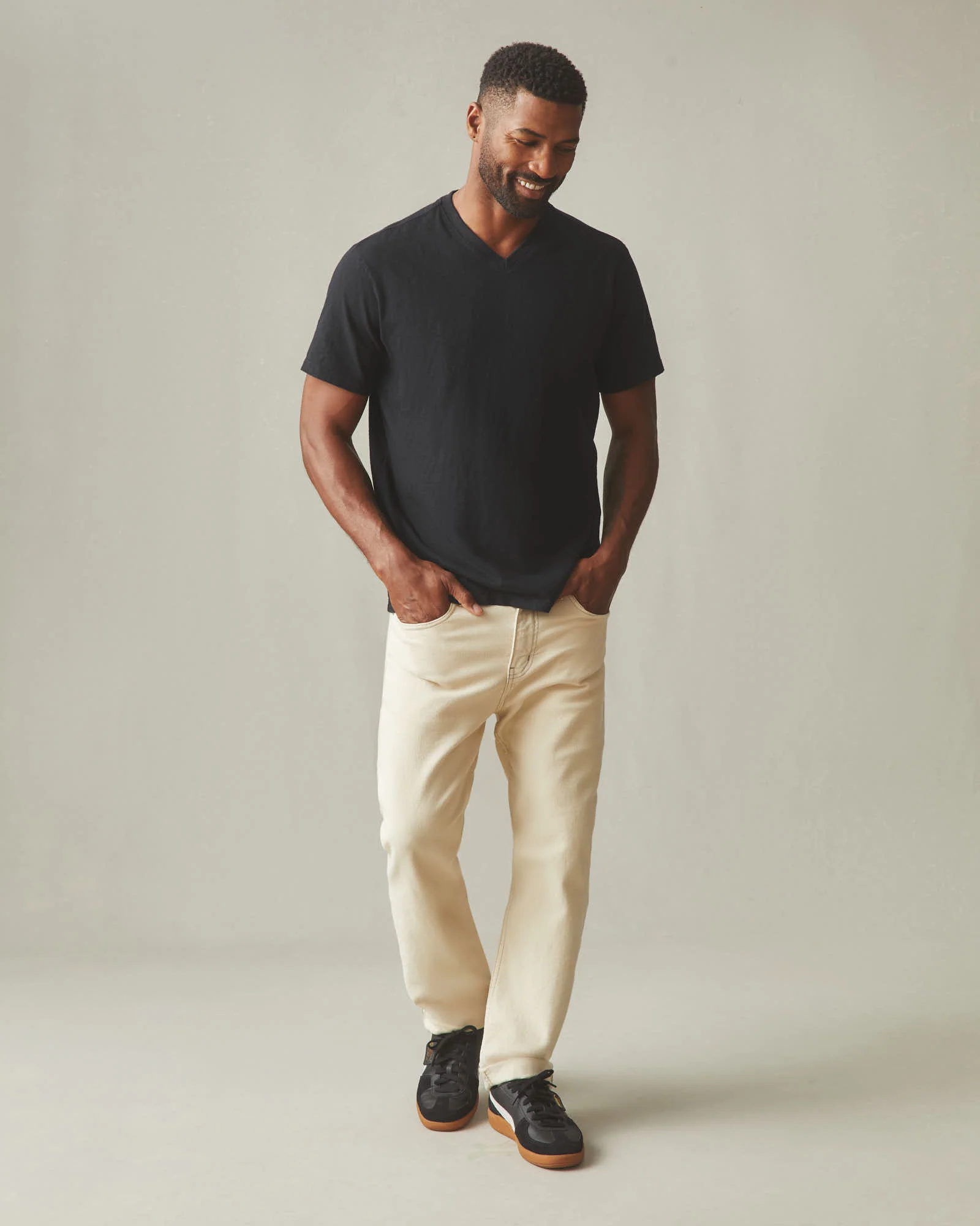 Men's Premium Slub V-Neck Tee - Black - Image 6