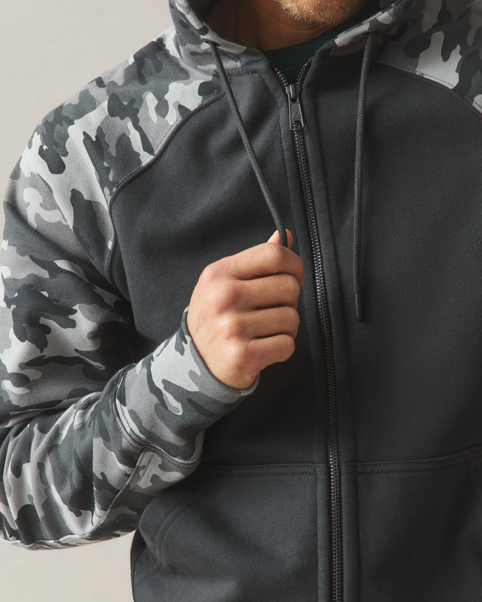 Men's Raglan Classic Full Zip - Black Camo - Image 4