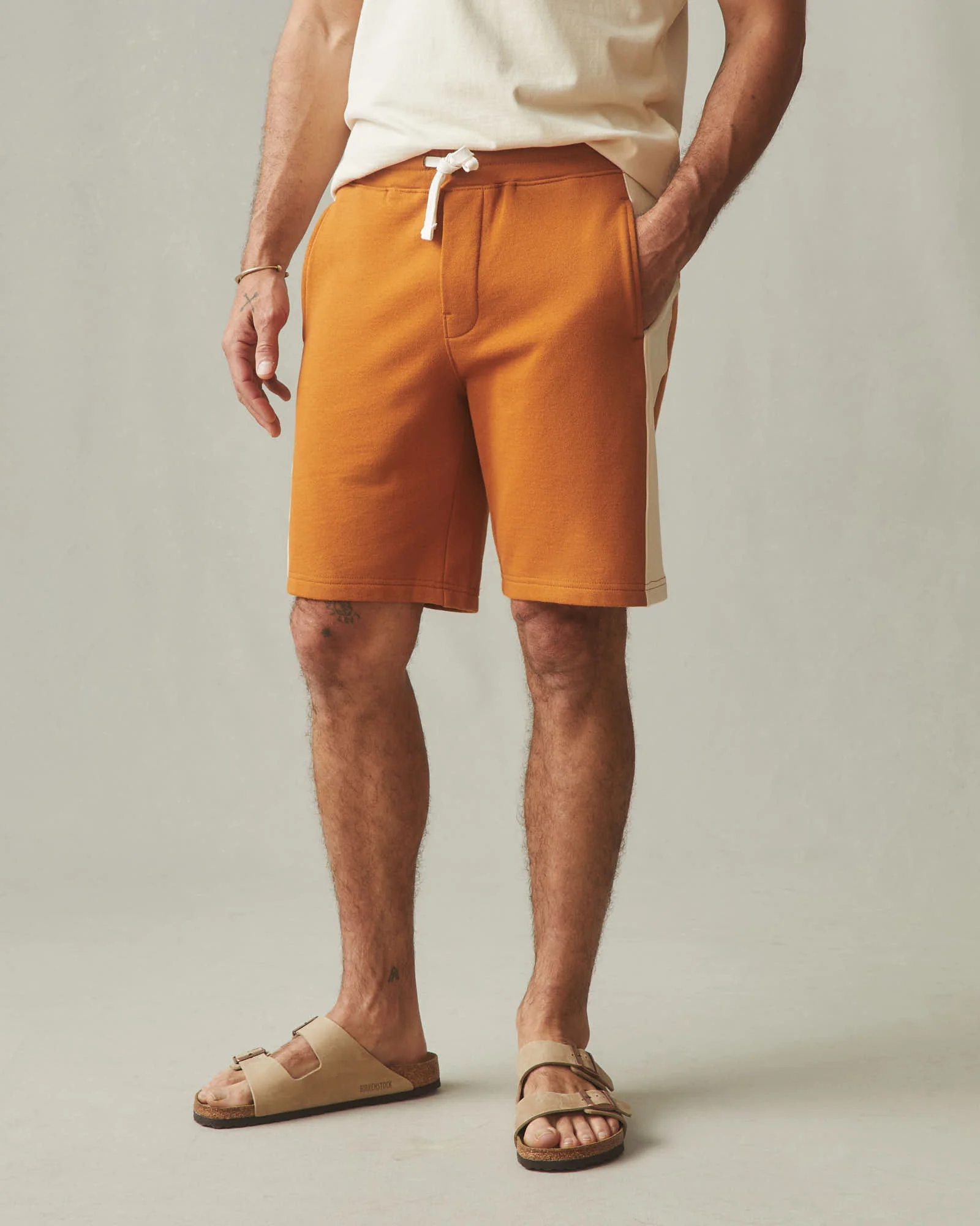 Men's Colorblock Sweatshort - Canyon Clay Creme Brulee - Image 2