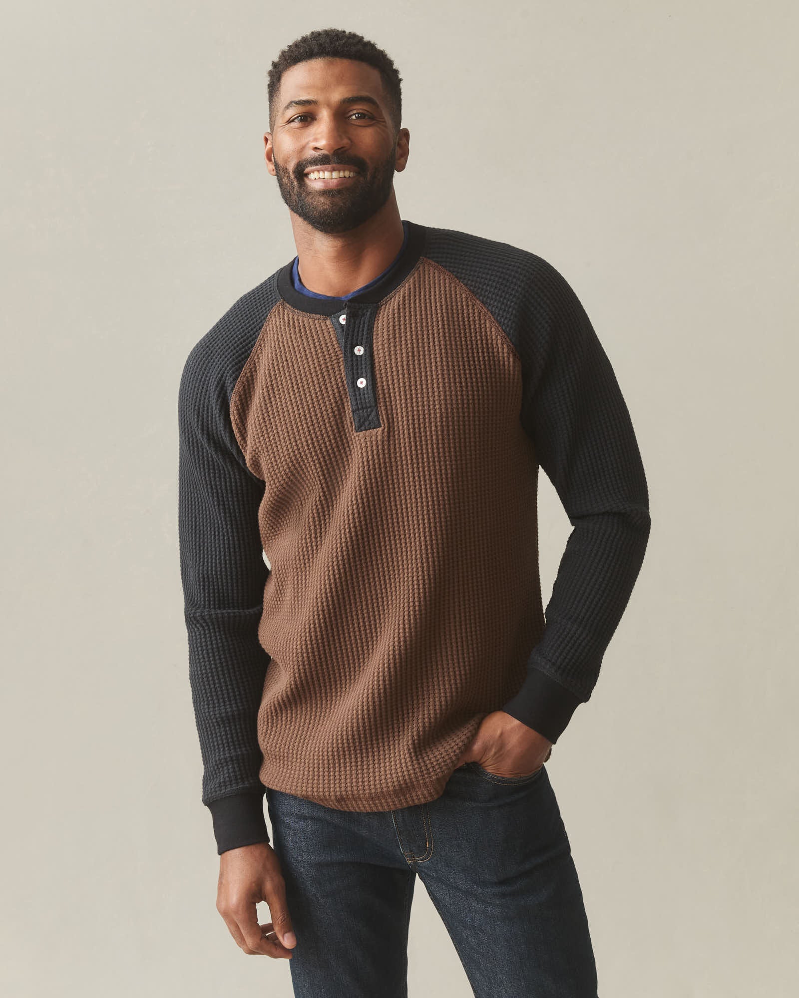 Men's Colorblock Waffle Long Sleeve Henley - Cocoa Black - Image 2