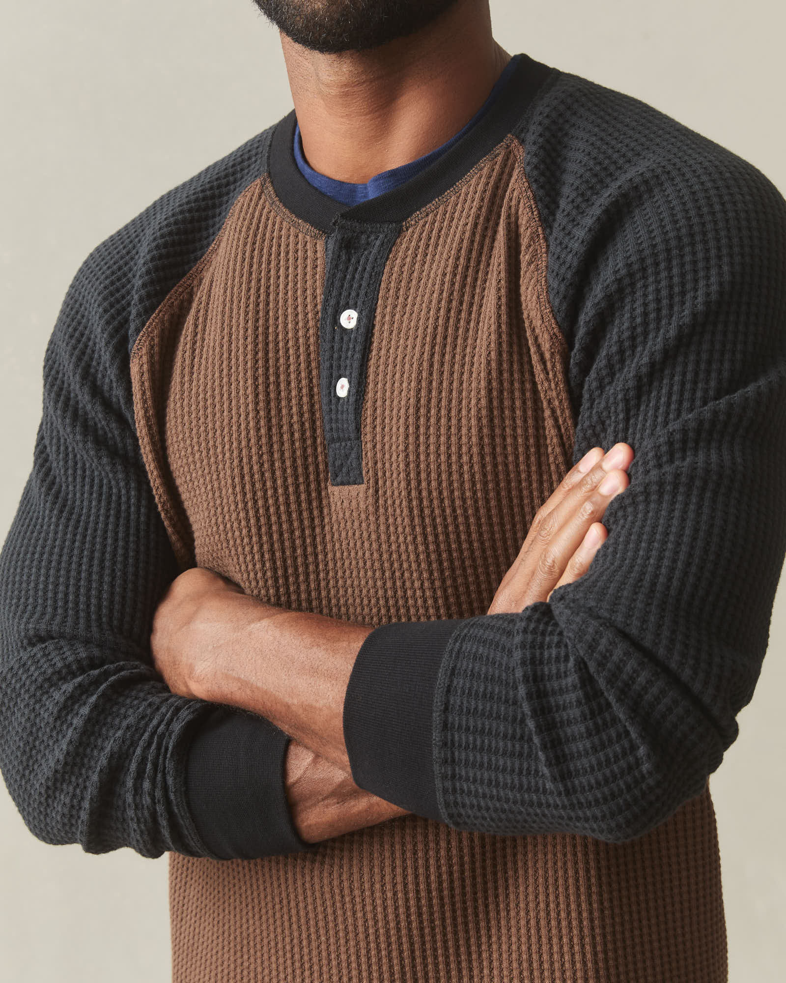 Men's Colorblock Waffle Long Sleeve Henley - Cocoa Black - Image 3