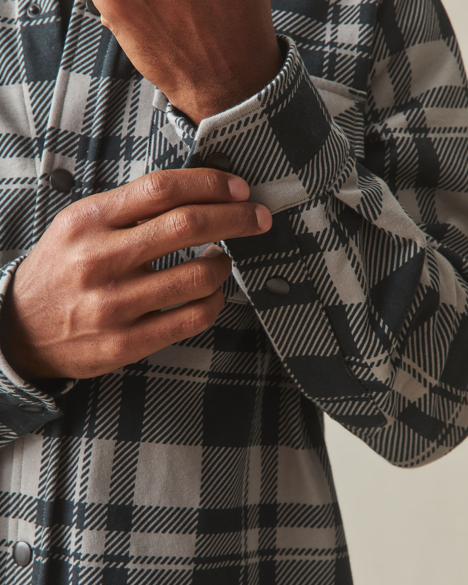 Unisex Redwood Fleece Overshirt - Silent Storm Plaid - Image 6