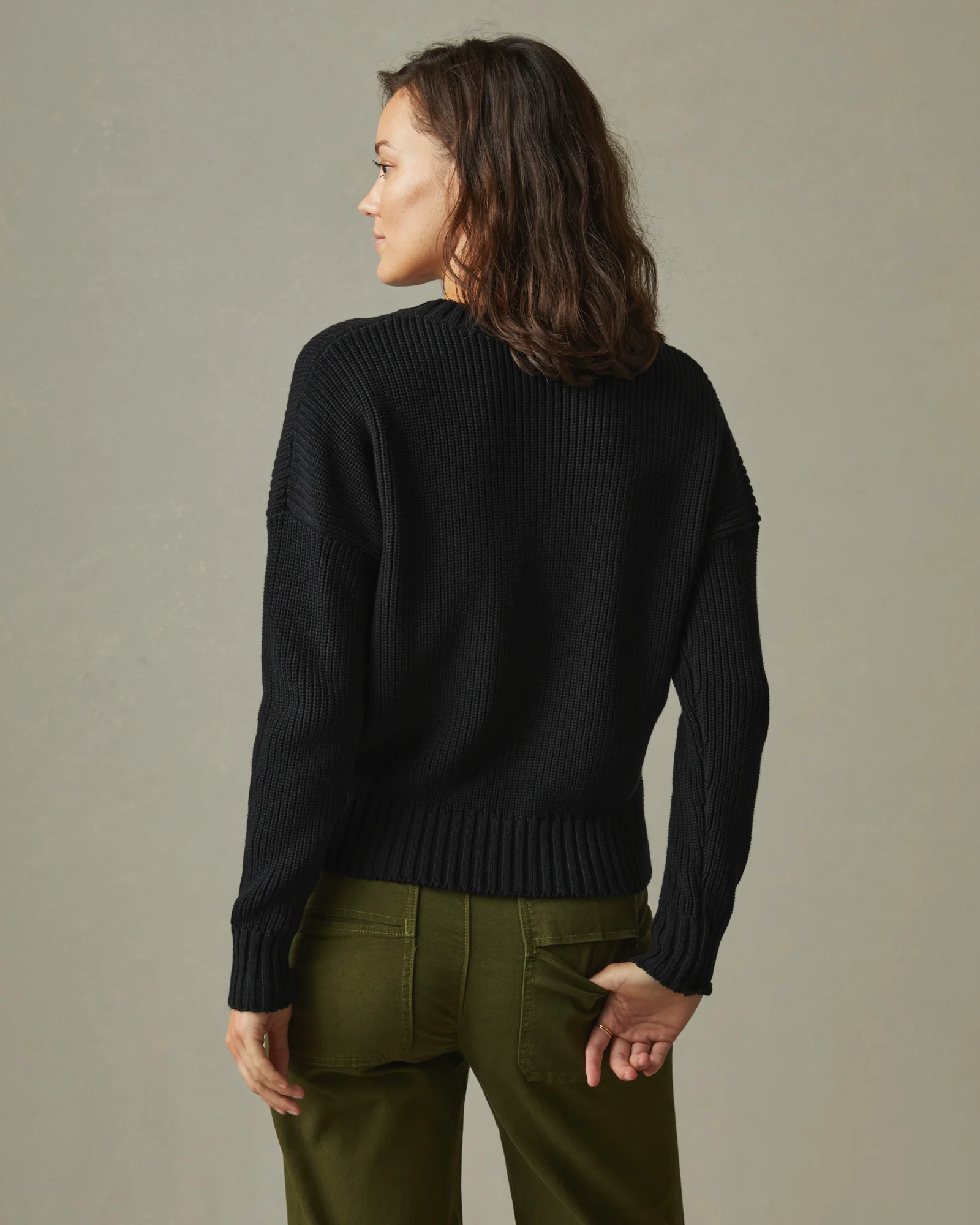 Women's Chunky Cotton Crew Sweater - Black - Image 3