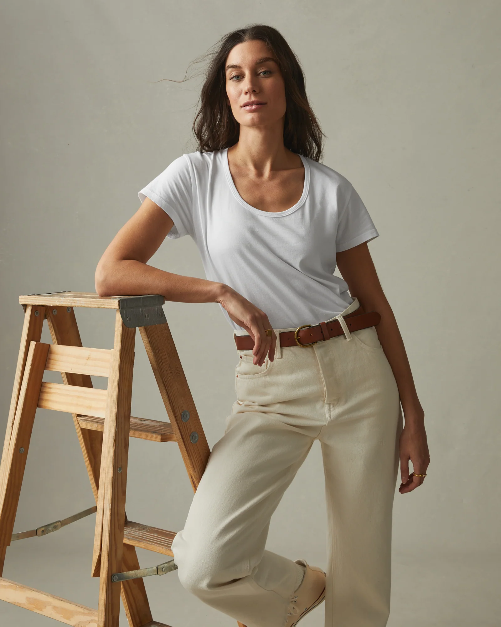 Women's Classic Cotton Scoop Tee - White - Image 5