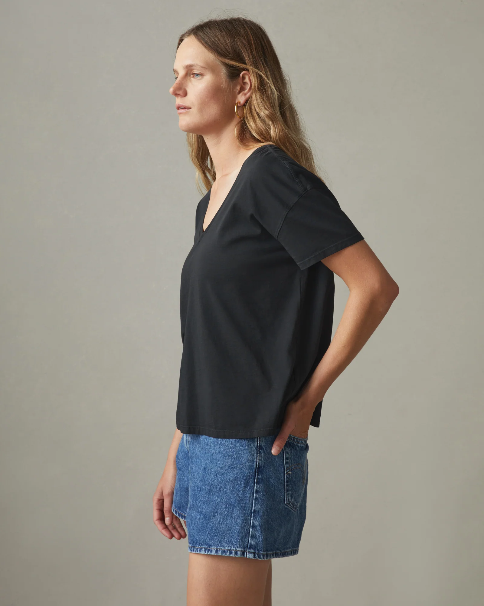Women's Classic Relaxed V-Neck Tee - Black - Image 2