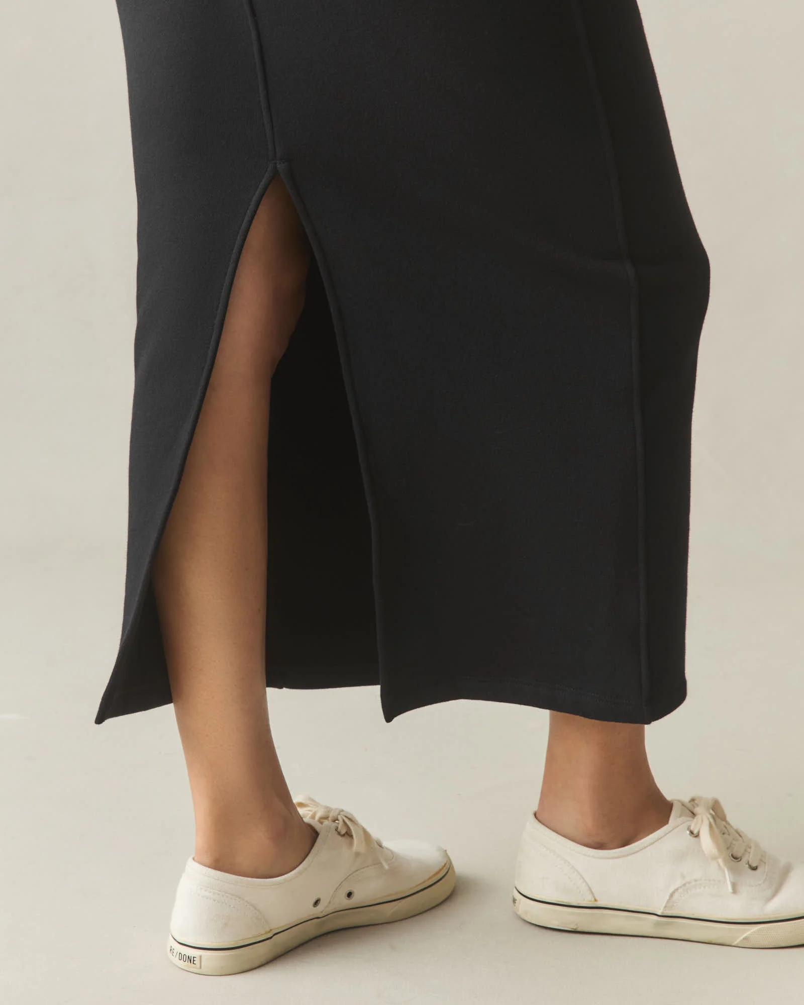 Women's Midweight Fleece Skirt - Black - Image 6