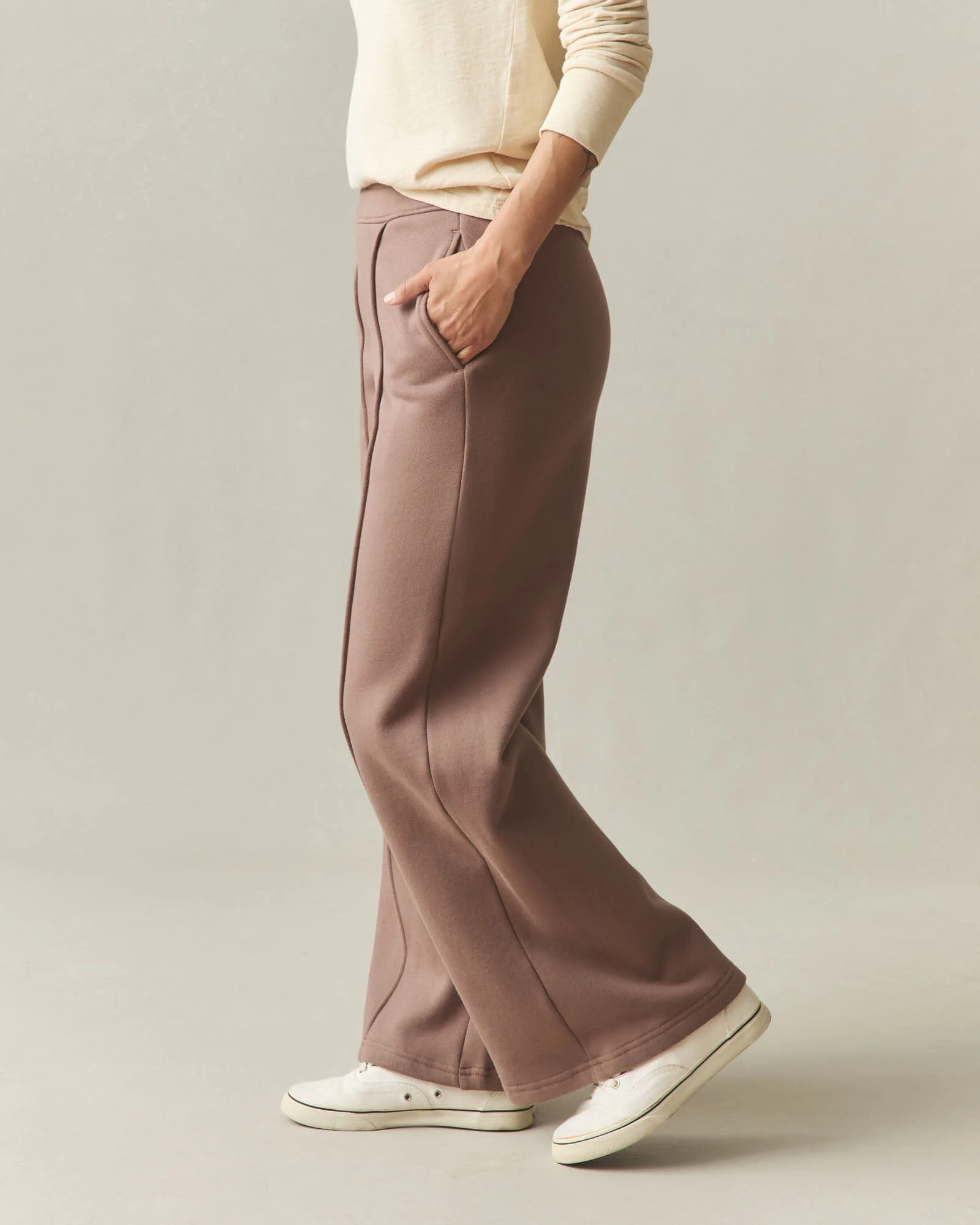 Women's Pintuck Flare Pant - Coffee Quartz - Image 2