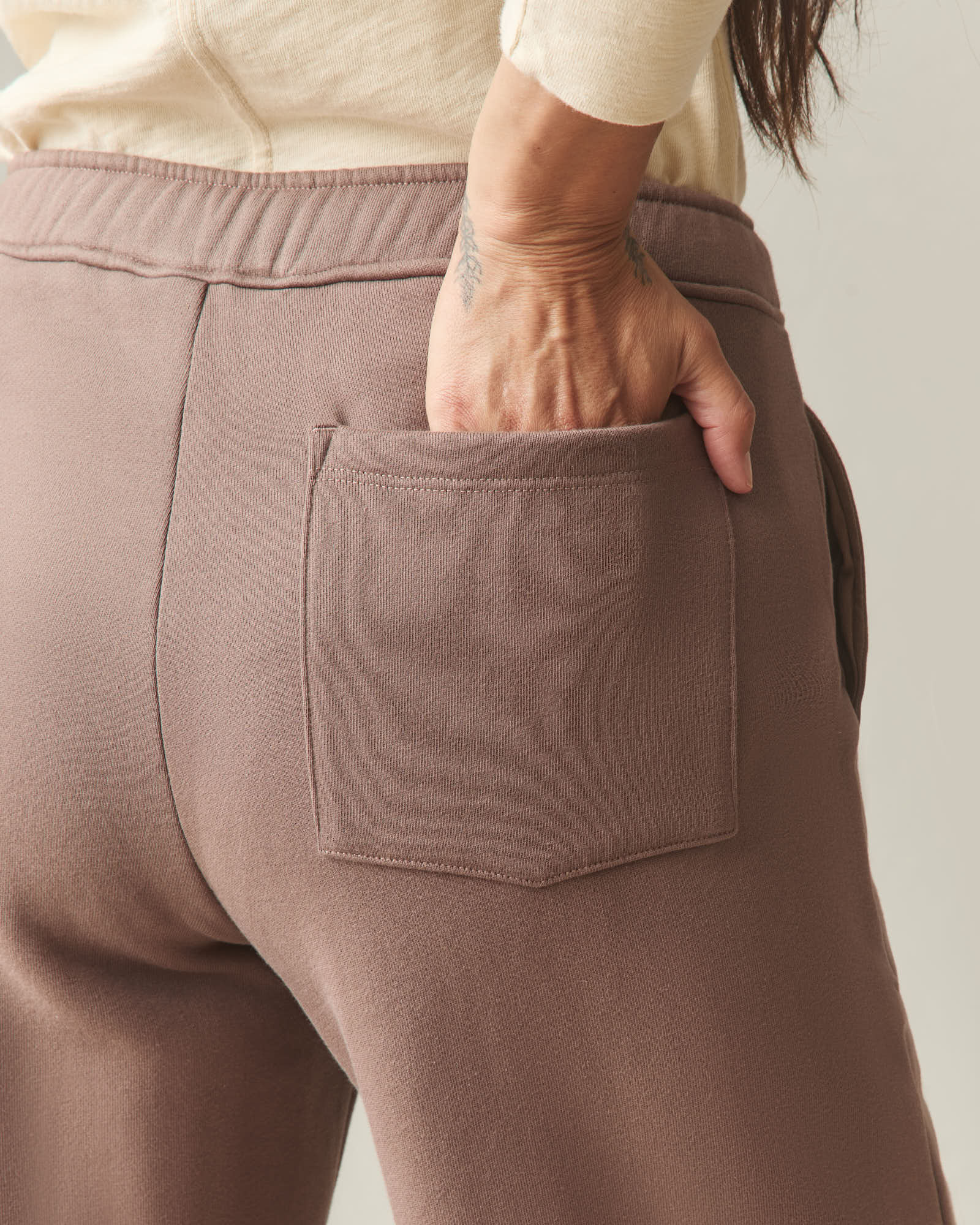Women's Pintuck Flare Pant - Coffee Quartz - Image 4