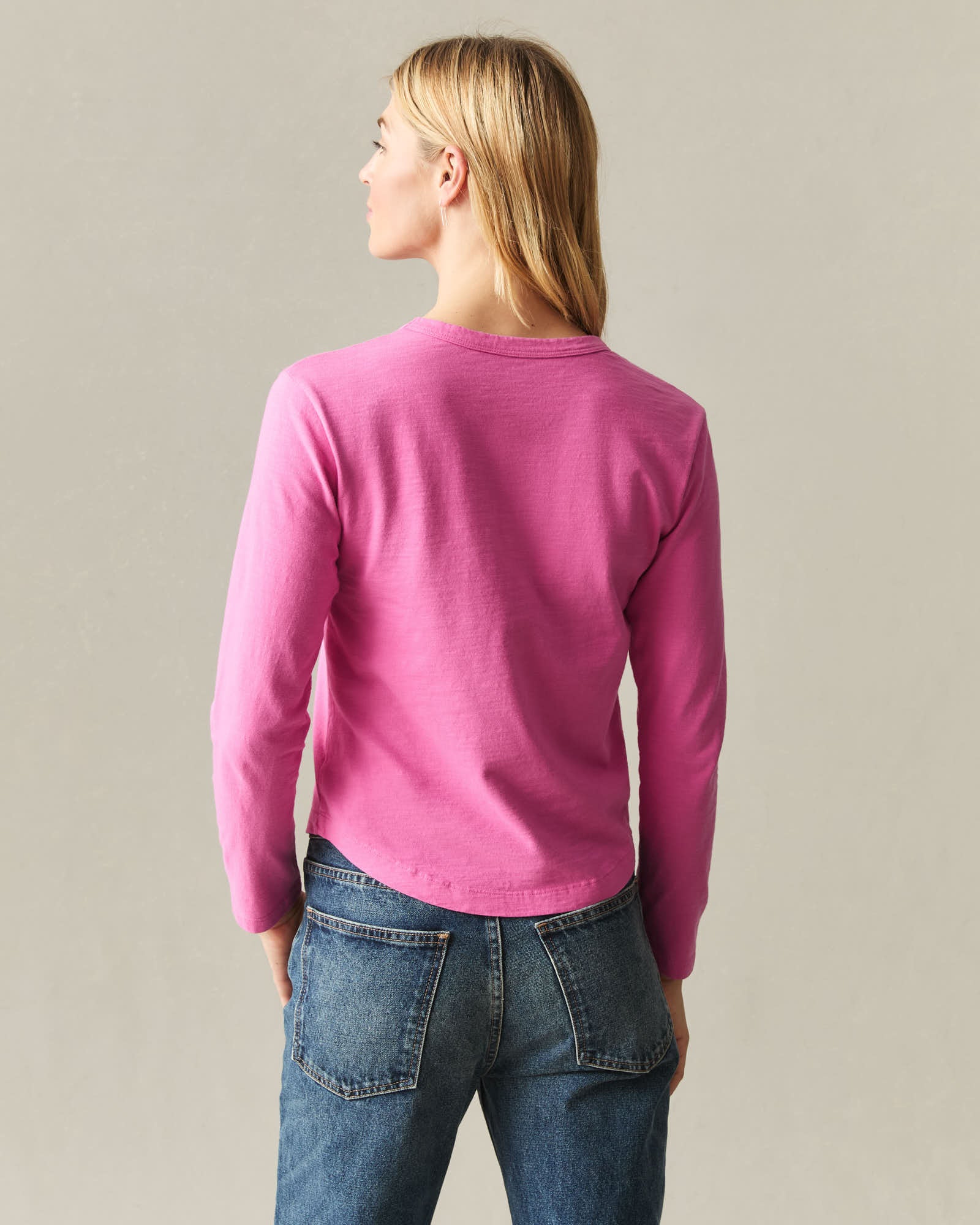 Women's Premium Slub Curved Hem Long Sleeve - Gin Fizz - Image 3