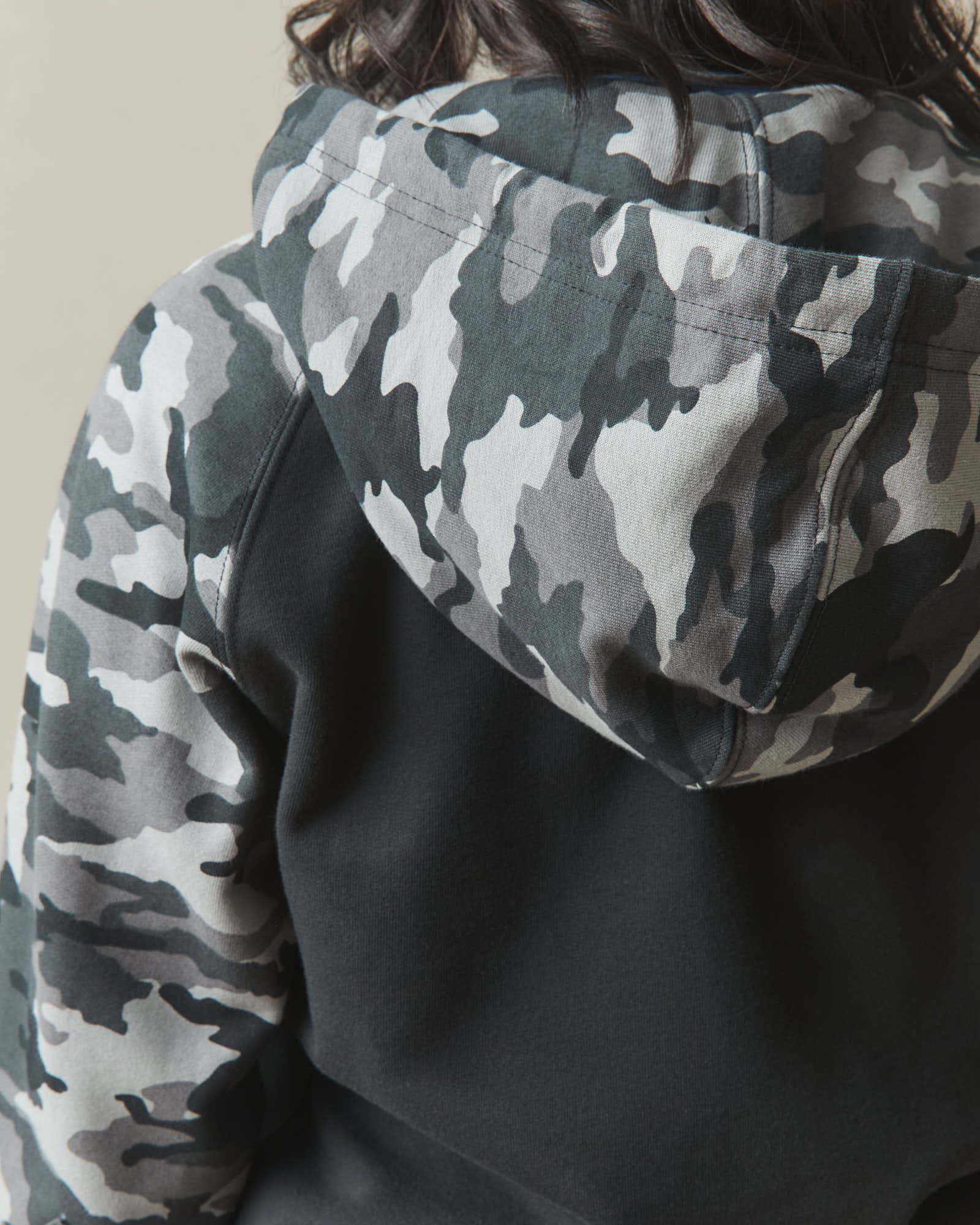 Women's Raglan Classic Full Zip - Black Camo - Image 6