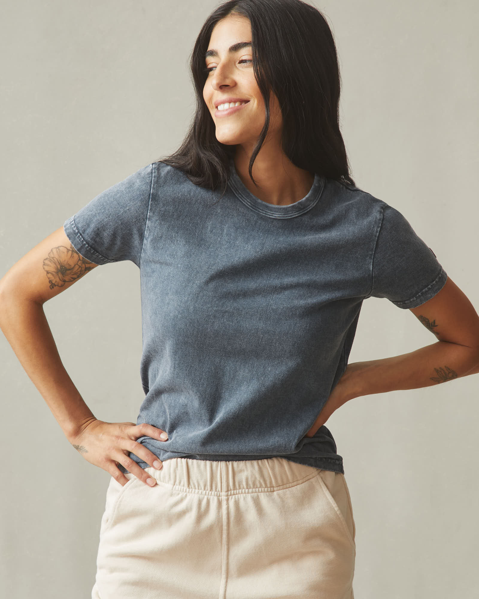 Women's Vintage Crew Tee - Mineral Wash Metropolitan Grey - Image 3